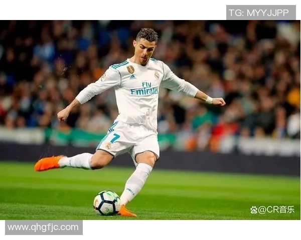 足球球星驰骋赛场瞬间高清动感图片展现速度与力量 足球球星驰骋赛场瞬间高清动感图片展现速度与力量